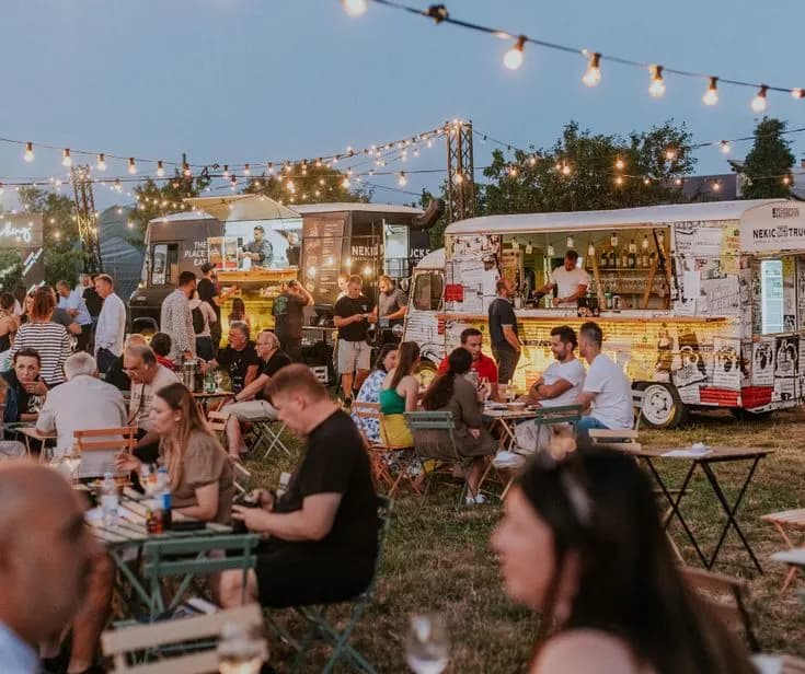 Event Marketing with Food Trucks for Festival Sponsorships
