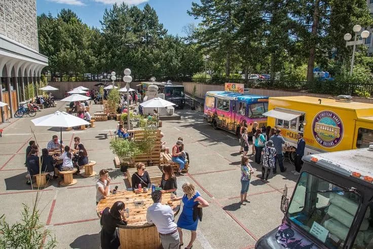 Why Food Trucks Are Best for Outdoor Summer Events