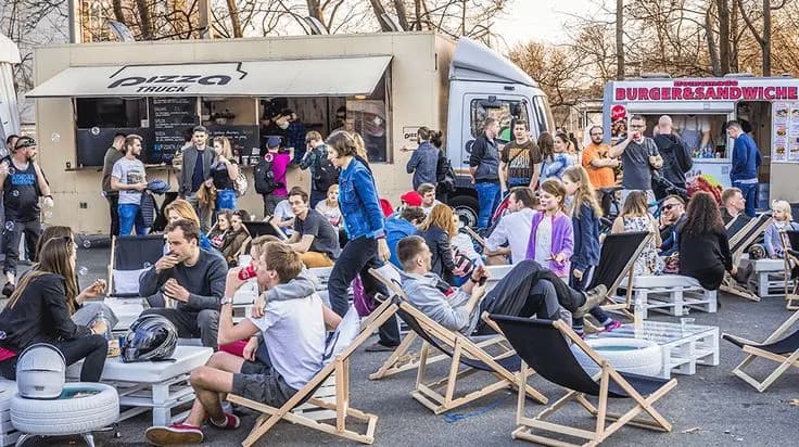 How to Promote a Food Truck Event and Get More Guests